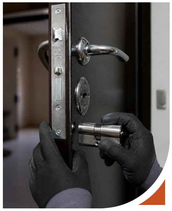 Замена замков Abloy срочно с гарантией и выездом в Большой Камне